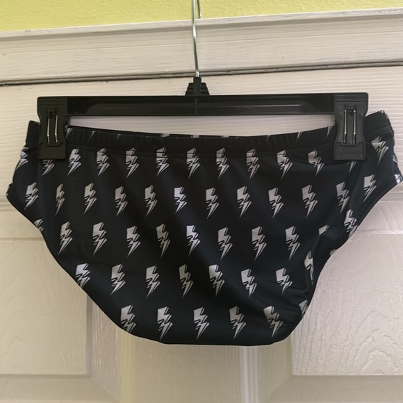 MEN’s JJ Malibu “Thunder” swim brief in size SMALL (28-30) - Picture 3 of 4